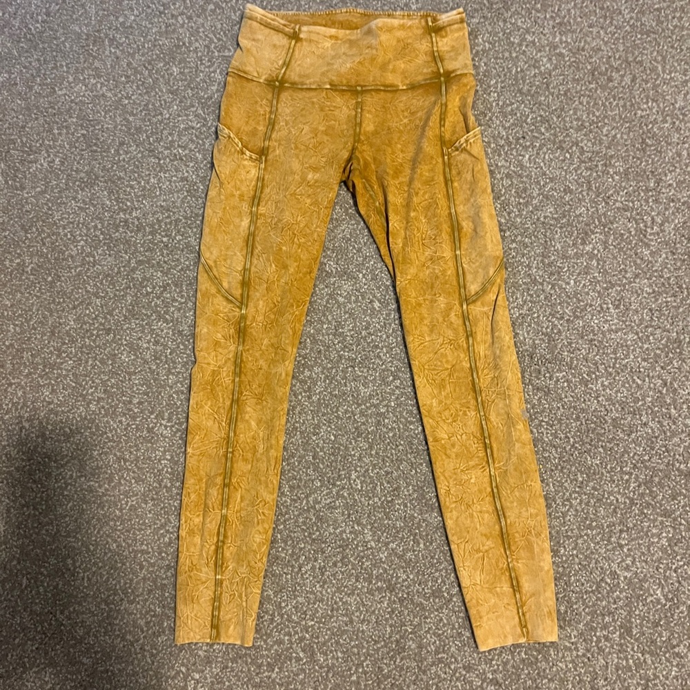 Lululemon Yellow gold tye dye leggings size 6